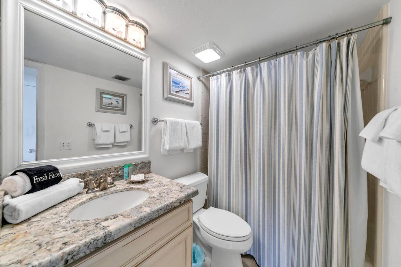 Mainsail 131 - Beachfront 2Br With Free Seasonal Beach Service Destin Exterior photo
